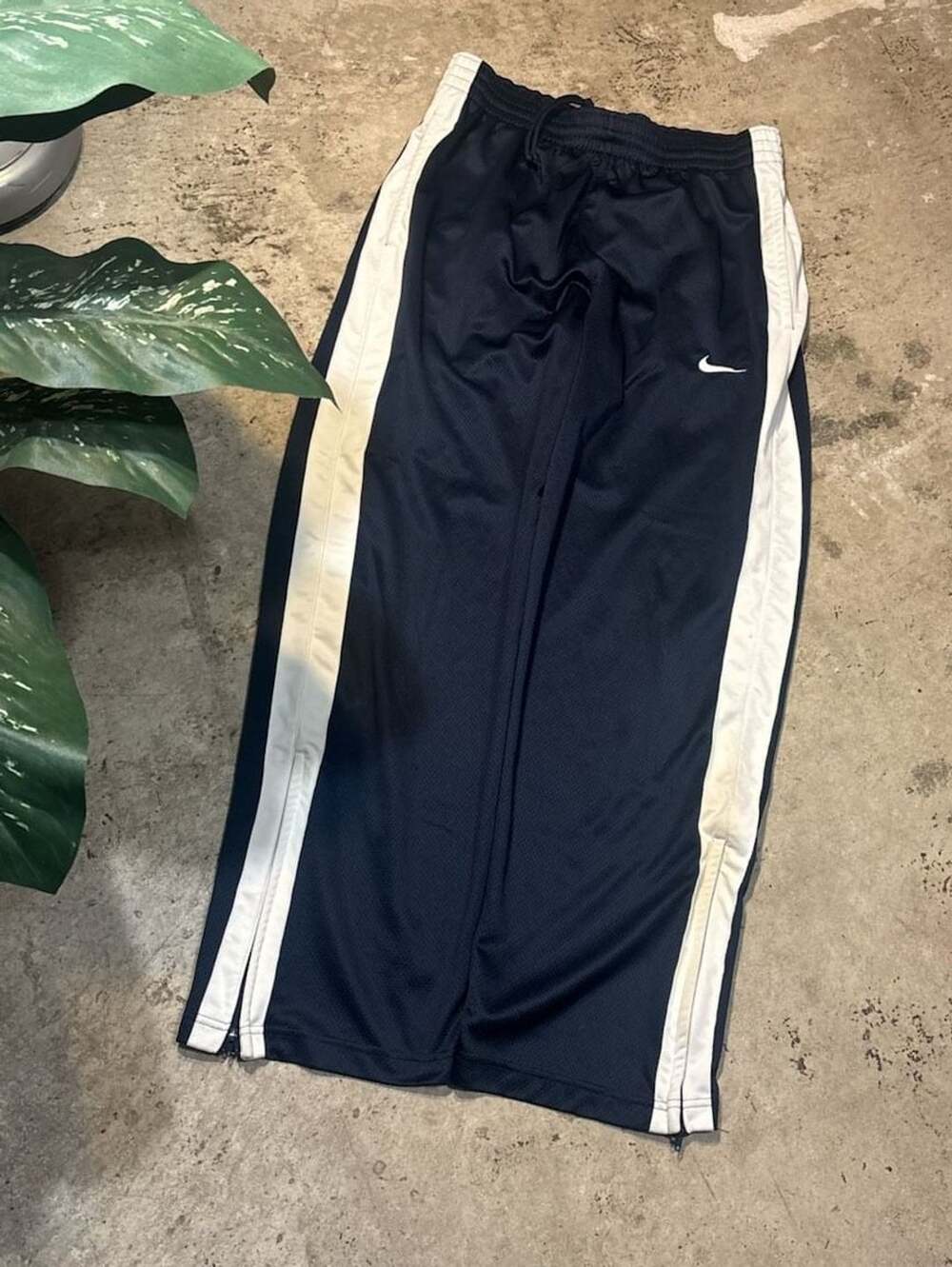 Nike Vintage Dri-Fit Navy Blue White Side Stripe Track Pants Medium
